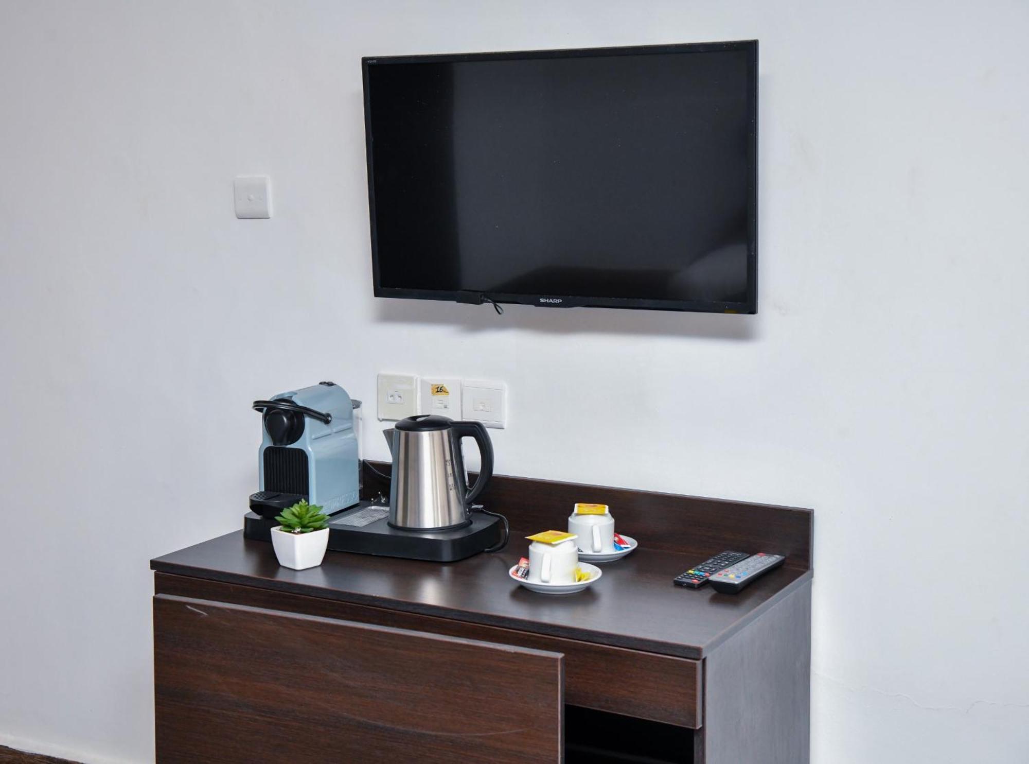 Hotel Quatre Saisons Nawakszut Zewnętrze zdjęcie